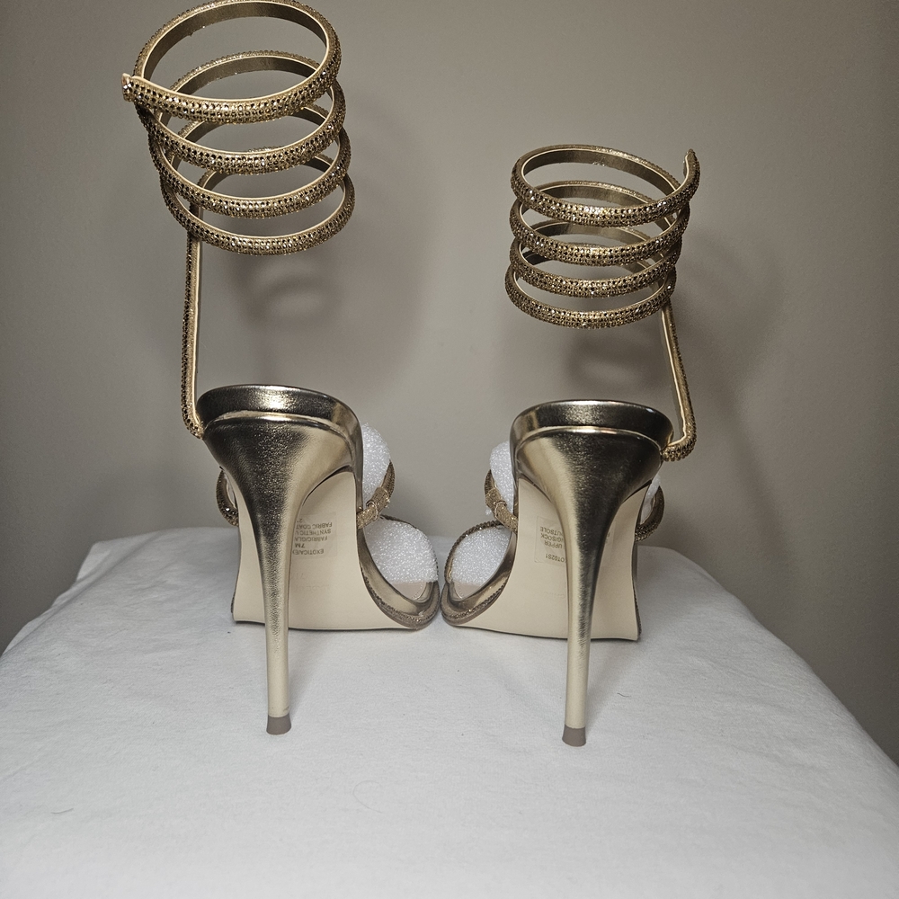 Steve Madden Gold Heels - Picture 3 of 6